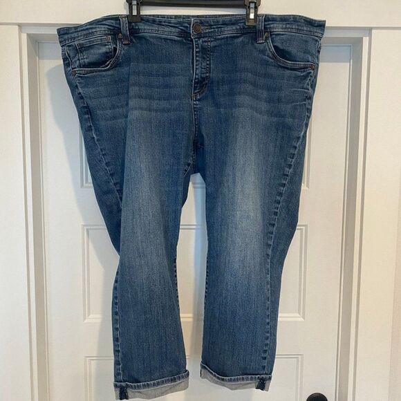 KUT From the Kloth High Rise Cotton Blue Wash Denim Capri Jeans, Size 22x24.5 - Picture 2 of 6